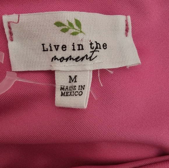 Live In The Moment Hot Pink Button Bodysuit One Shoulder Top Women's Size Medium - Picture 5 of 9